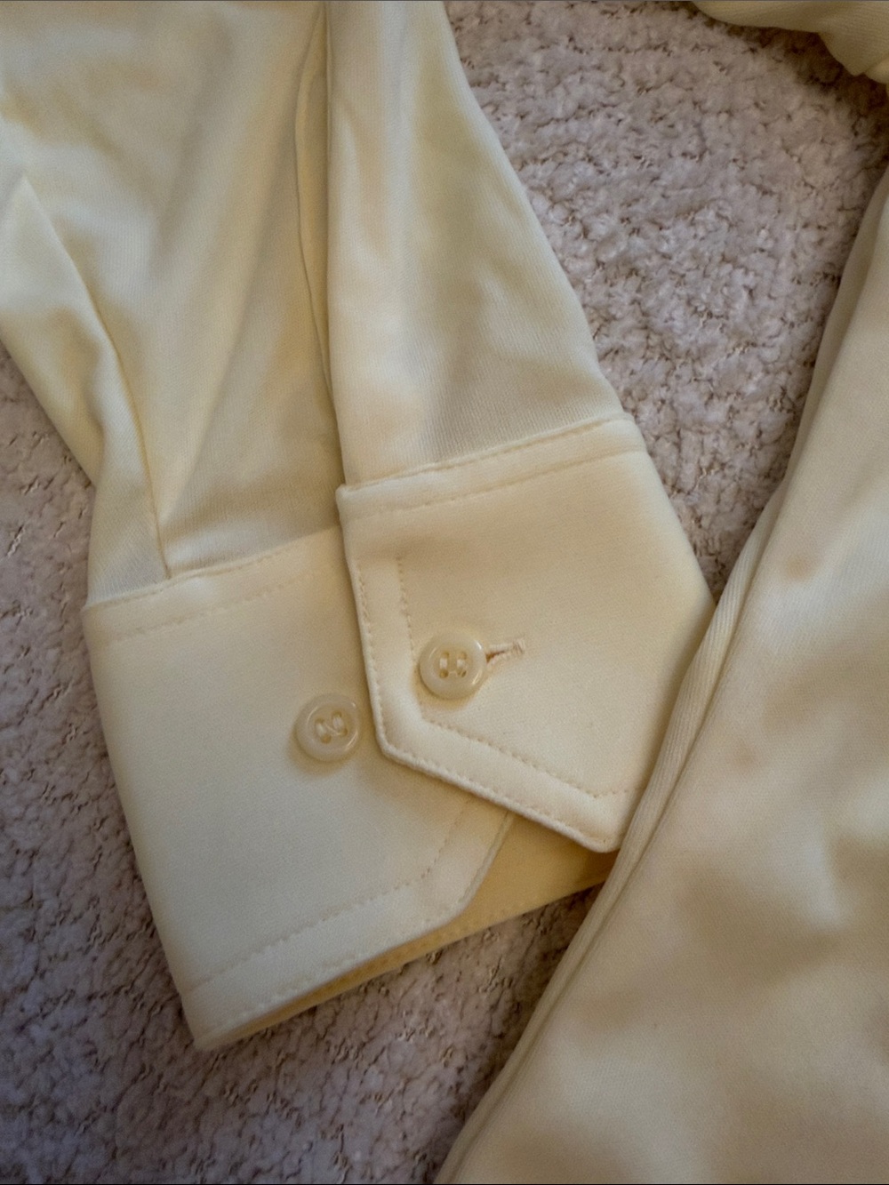 Vintage 1970s Van Heusen Butter Yellow Long-Sleeve Solendor Knit Shirt - Medium - Picture 5 of 13